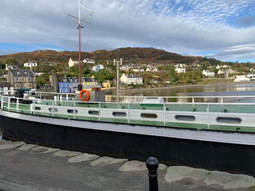 The Barge Tarbert