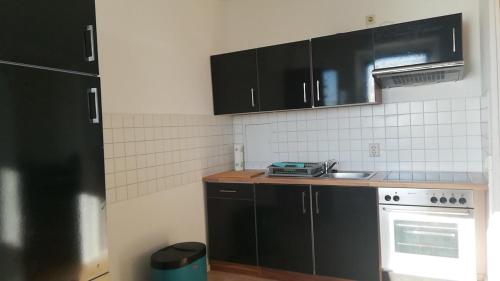 Enjoy your stay with DKN - Mon-Sun - Late night check-in - Multilanguage - Leipzig Grünau - Witamy serdecznie, Leipzig (photo 7)
