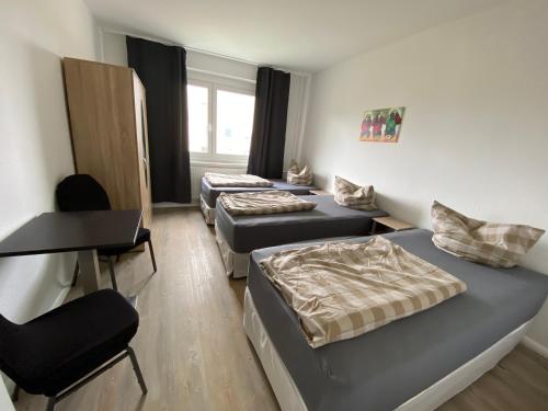 Enjoy your stay with DKN - Mon-Sun - Late night check-in - Multilanguage - Leipzig Grünau - Witamy serdecznie, Leipzig (foto 3)