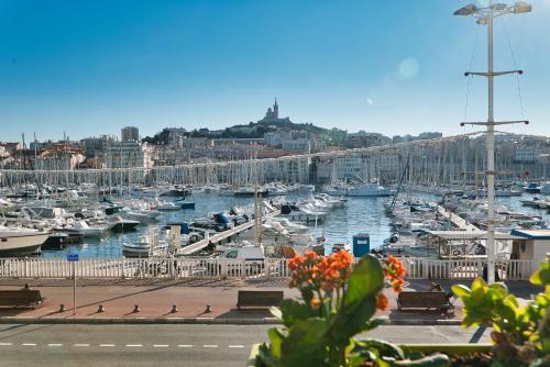 LOGE - Super Studio avec vue directe sur le Vieux-Port - Location saisonnière - Marseille