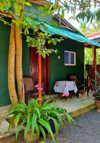 Helena Holiday Cottage Tangalle