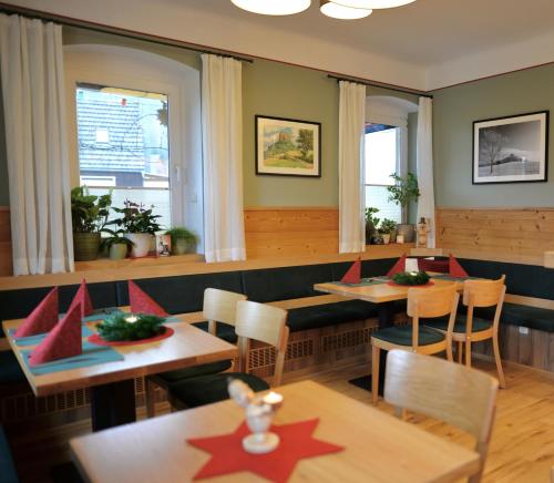 Gasthaus & Pension Zirkelstein – Reinhardtsdorf-Schöna, MA