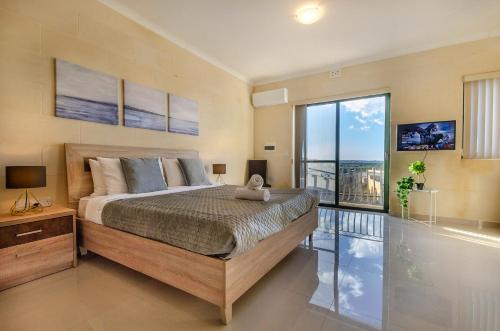 'Sage' - Premium 3BR Holiday Home w/Rooftop Pool & Sea Views