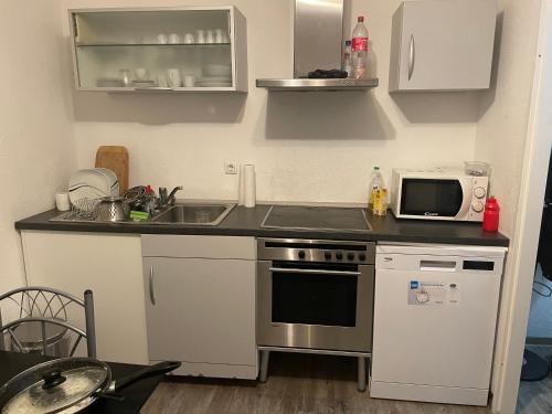 Feuerbachstr.9 Ferienwohnung in 波特魯普