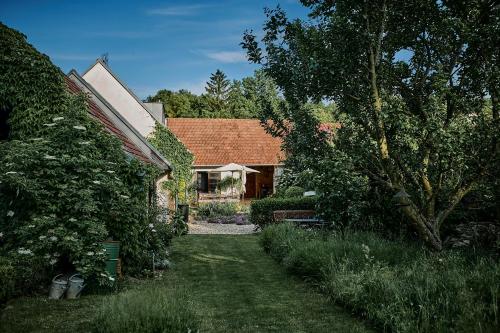 라드코비스 Kurdějov 52 (Kurdejov 52) 4성급 싱글룸 수영장