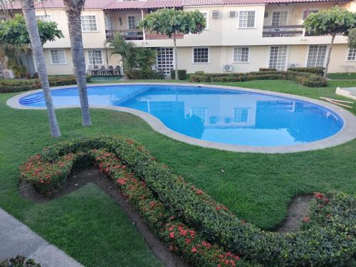 Casa en nuevo vallarta con alberca