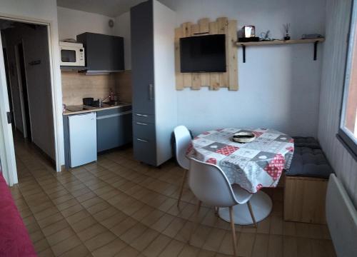 STUDIO CABINE PIED DES PISTES in Saint-Leger-les-Melezes