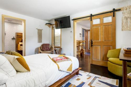 The Herwood Inn in Woodstock, USA