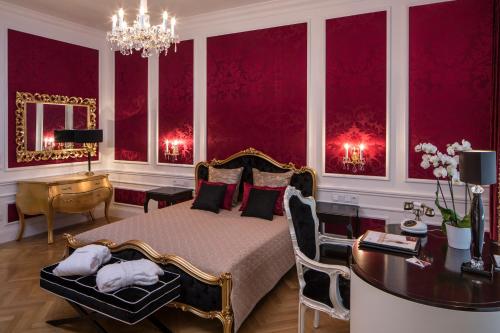 Schloß Schönbrunn Grand Suite - image 6
