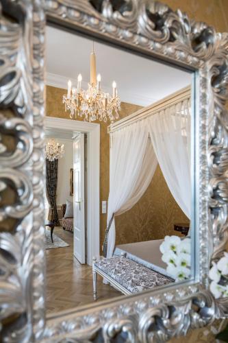 Schloß Schönbrunn Grand Suite - image 14