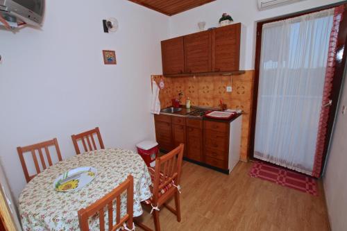 Apartments Ritoša - image 3