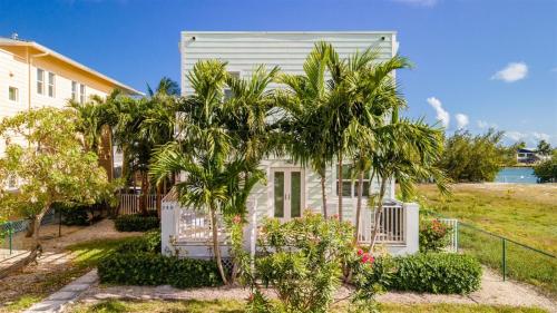 Mahi-Mahi House 3bed/4bath with pool dock - image 6