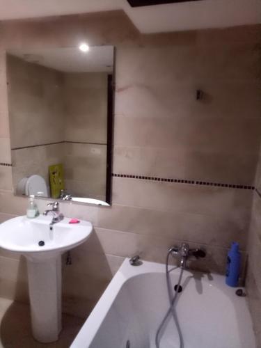 Apartment with Terrace, Casablanca (foto 8)