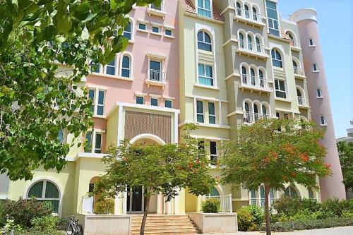Spacious Studio in Discovery Gardens - MRH