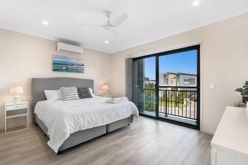 Balkon/terasa, Gold Coast Theme Parks Up to 8 Guests Modern House in Coomera