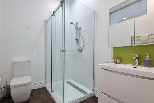Central Auckland 5-Bedroom Villa with Free Parking, Auckland (Foto 6)