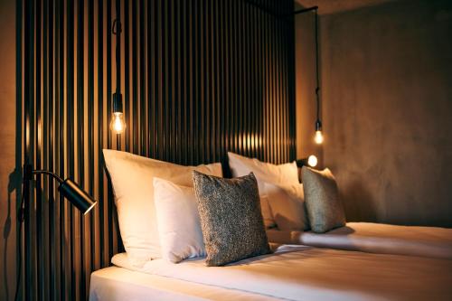 333849531 Hotel Maestoso - Lipica