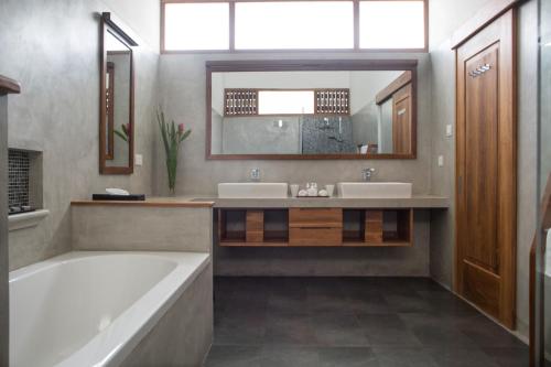 Ginger Palm Villa