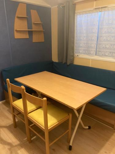 Mobil-Home 2 "Camping" in Pesmes
