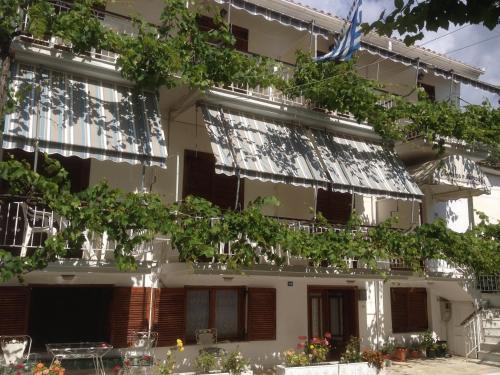 Dimitris Rooms Dimitris Rooms