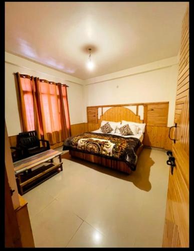 shiva valley guest house
