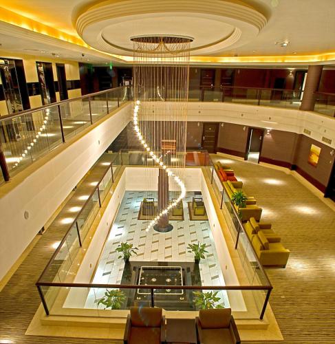 Αίθουσα υποδοχής, All Seasons Hotel Al Ain in Al Ain