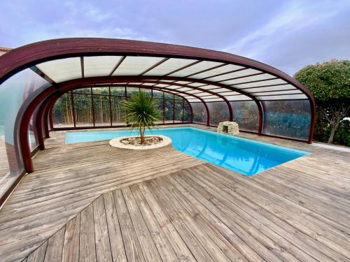 GROOMI La fabuleuse-Villa avec piscine, jacuzzi et sauna! gîte à louer Murviel-lès-Montpellier