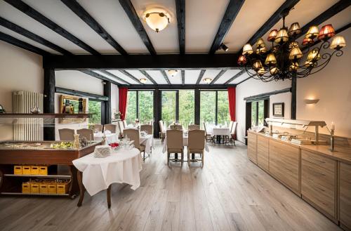 Restaurant, Hotel Moselblick in Winningen