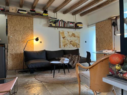 Maison rivière très calme près de Chablis et Noyers sur serein chez un céramiste designer - Lucy-sur-Cure