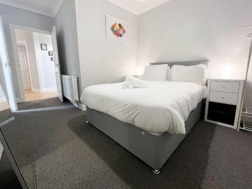 Picture of Glasgow 2 Bedroom Apartment