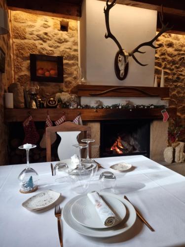 Étterem, Posada Torre Palacio La Taxuela in Villarcayo