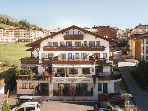 Hotel Garni Alpina - image 13