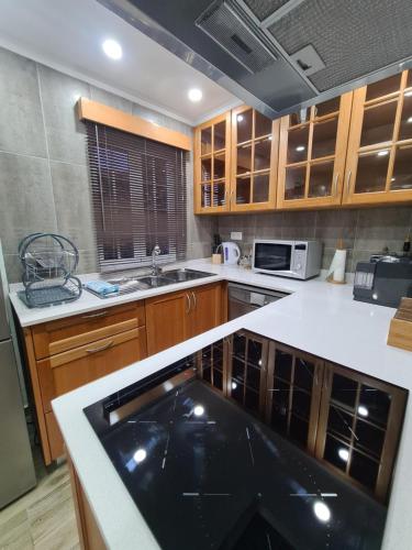 ห้องครัว, Lucy's Rosegarden in อูร์เซลินา