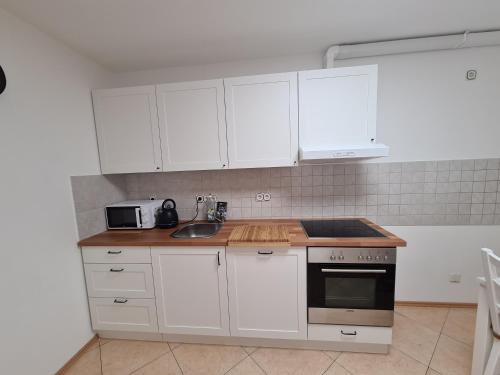廚房, Große 3-Zimmer Wohnung Biggesee- Olpe ideal für Teams oder Familien (Große 3-Zimmer Wohnung Biggesee- Olpe ideal fur Teams oder Familien) in 德羅爾斯哈根