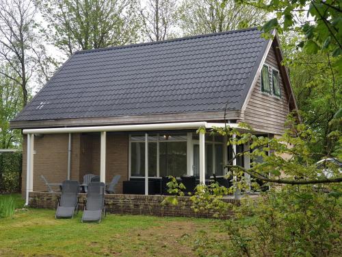 Sfeervolle villa in Gasselte Drenthe bij Hemelriek