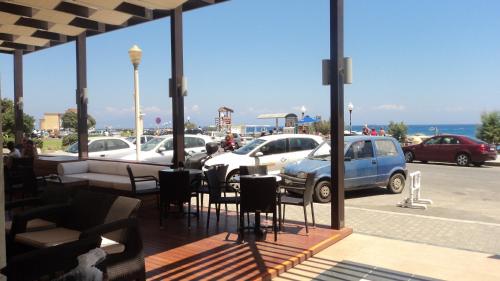 Ibiscus Hotel - image 5