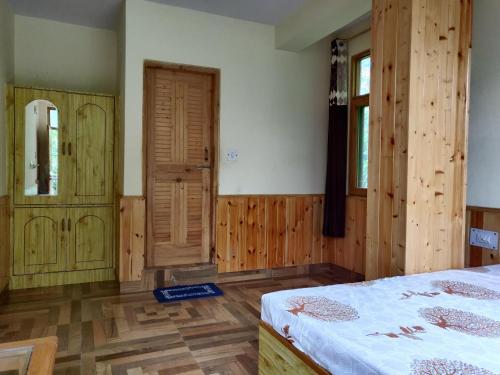 House Panodra