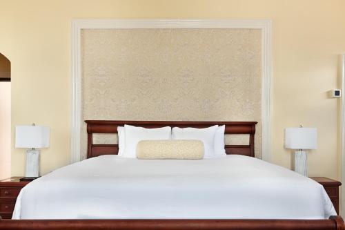 333912232 Hotel la Perla Leon