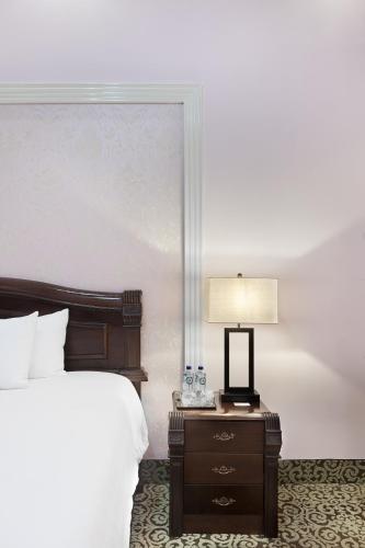 333912358 Hotel la Perla Leon