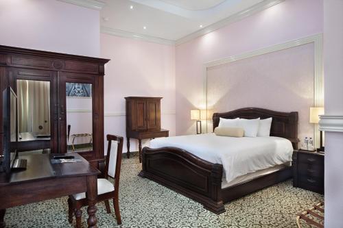 333912367 Hotel la Perla Leon