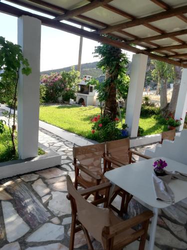 Kilátás, Pansion Katerina Skyros in Acherounes