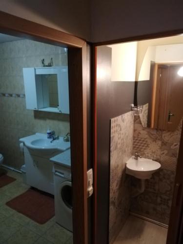 Three-Bedroom Apartment image 4