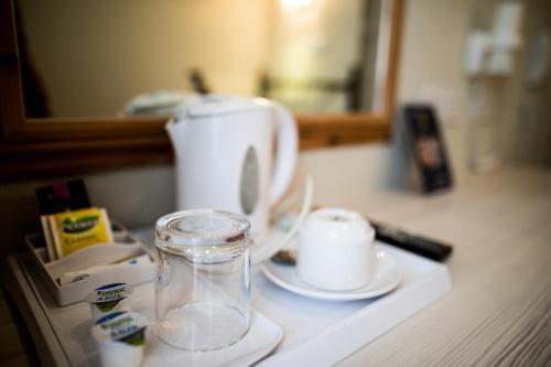 Central Hotel - image 6