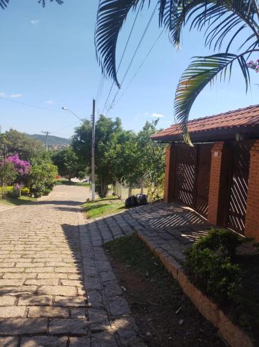 Chacara 70 km de SP - A tranquilidade do campo com conforto da cidade