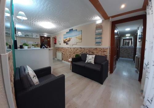 Előcsarnok, Verdemar Rooms in Gijón