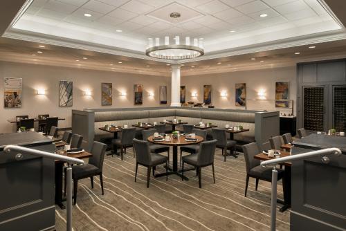 Crowne Plaza Englewood an IHG Hotel - image 5