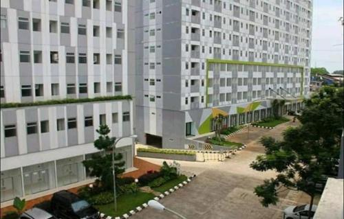 Gunung Putri Square @Rendy Room photo