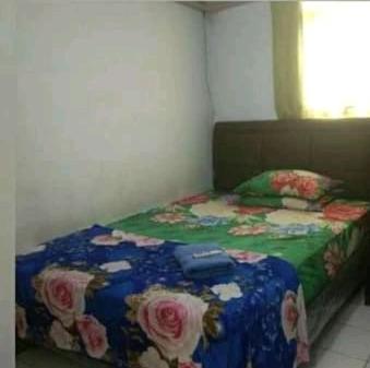 Gunung Putri Square @Rendy Room photo