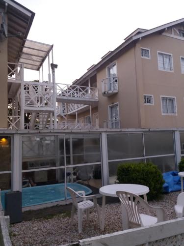. Complejo Mykonos , Departamentos en Pinamar