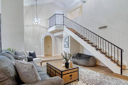 ESTRELLA - Renovated with PATIO, BBQ, POOL & SPA, Chandler (photo 7)
